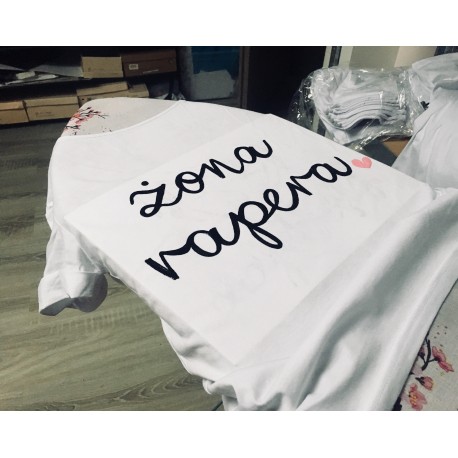 żona rapera  + różowe serce