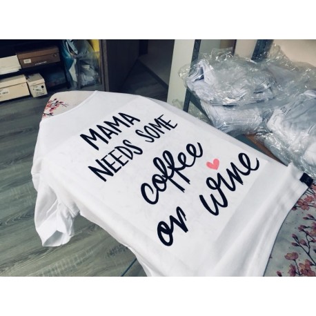 mama needs some coffee or wine + serce róż